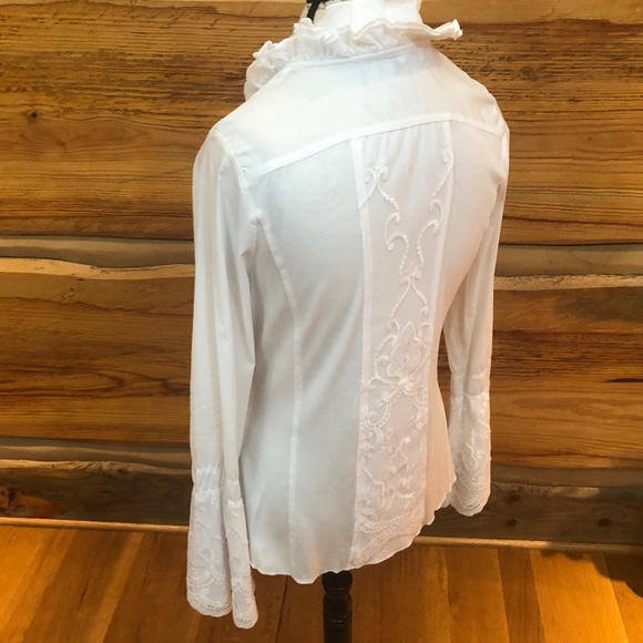 Vitrin Design White Stretchy Button Up Bell Sleeve - Picture 4 of 7